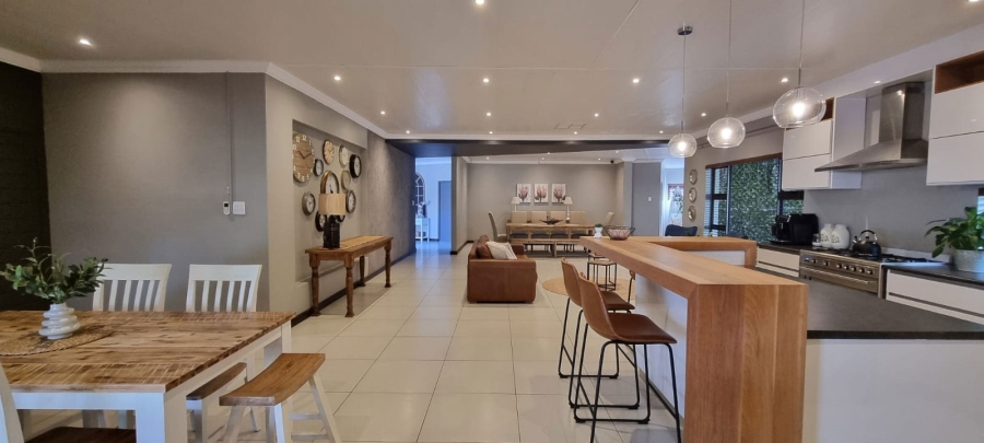 4 Bedroom Property for Sale in Monument Heights Northern Cape